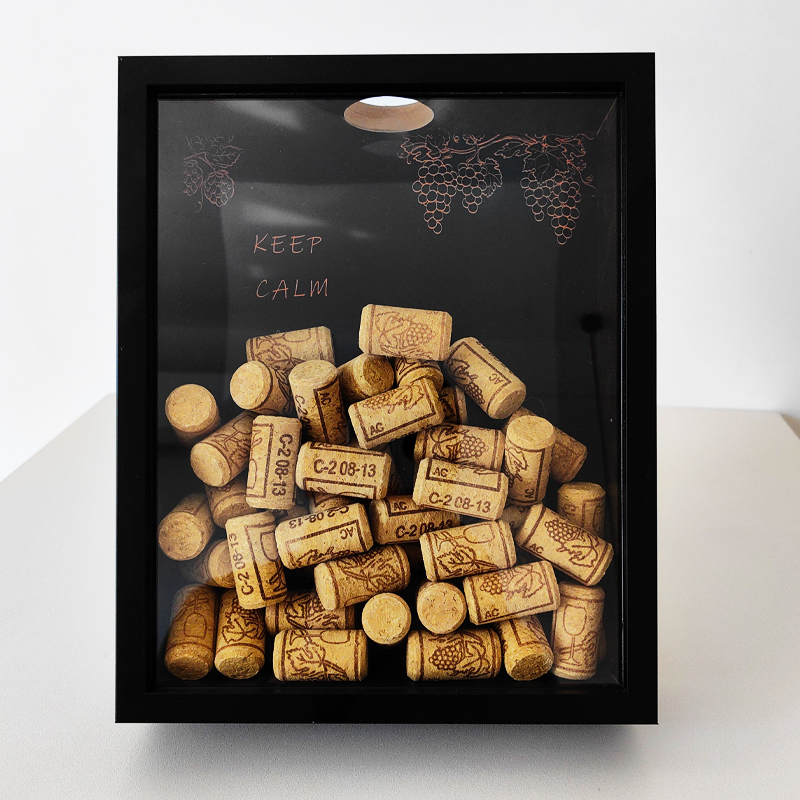 Ramka na korki do czerwonego w – Vintage Collectible Bottles recenzja i cena