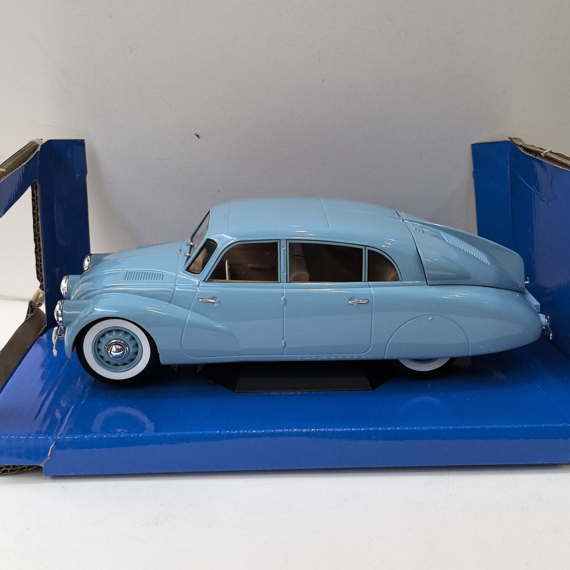 MCG Diecast 1/18 Skala TATRA 8 – Vintage Collection recenzja i cena