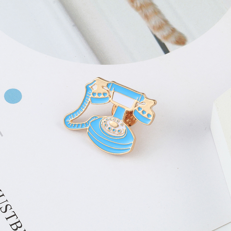 Vintage Game emalia szpilki ko – Collectible Vintage Brooches recenzja i cena
